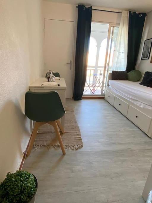 Superbe Studio Renove Avec Piscine Et Vue Marina Le Barcarès Екстериор снимка