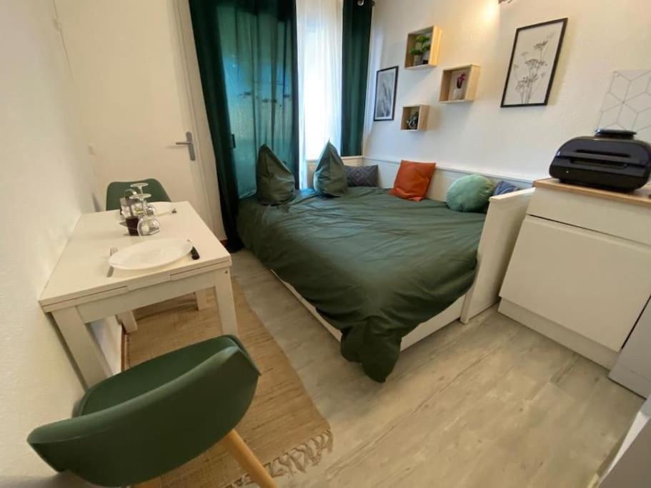 Superbe Studio Renove Avec Piscine Et Vue Marina Le Barcarès Екстериор снимка