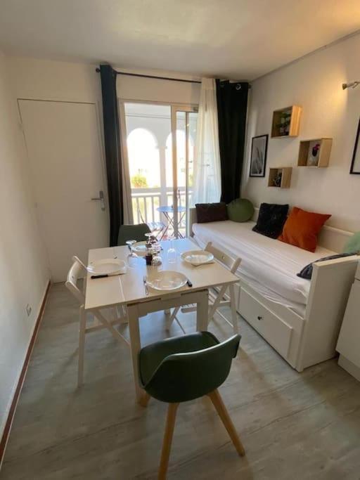 Superbe Studio Renove Avec Piscine Et Vue Marina Le Barcarès Екстериор снимка